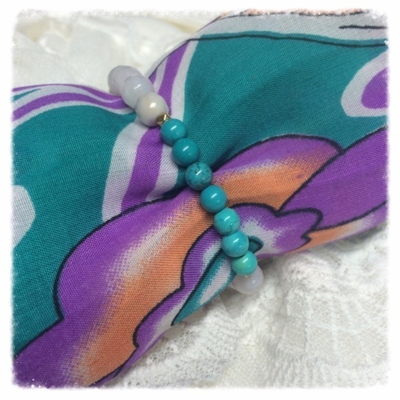 All Natural Semi Precious Stone Bracelet - Picture 2 of 4